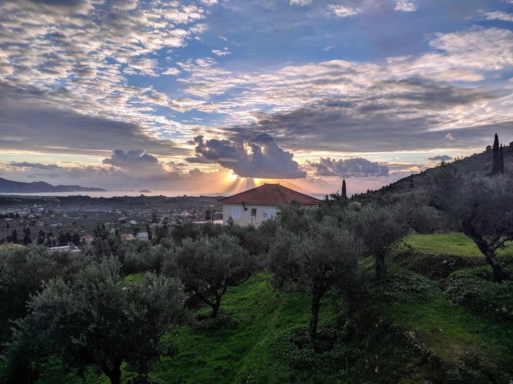 Vila Kalielaia Mouzákion المظهر الخارجي الصورة